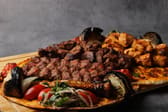 كباب ودجاج وفيليه مينيون