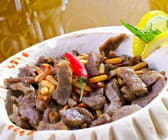 حمص باللحمة