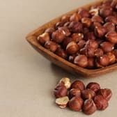 بندق محمّص من دون ملح