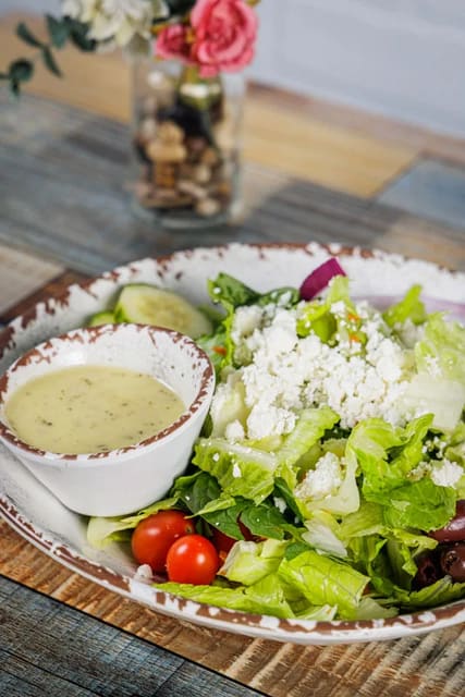 صورة من Sittay's Mediterranean Kitchen، ٦ من ٨