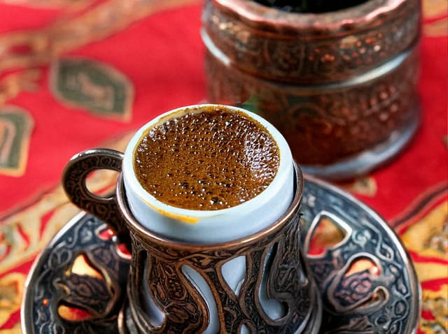 صورة من مقهى داماسكو، ٢ من ٨