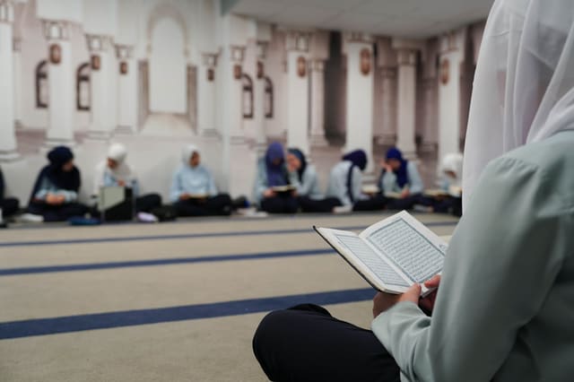 صورة من مدرسة الشباب المسلم الكندي (JMC)، ٥ من ٥
