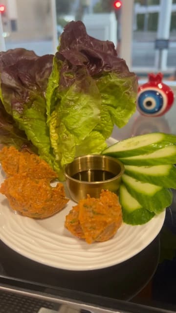 صورة من Yerord Mas Bakery & Deli، ٢ من ٢