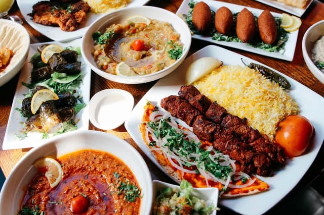 صورة من خالو ناصر، ١ من ٧