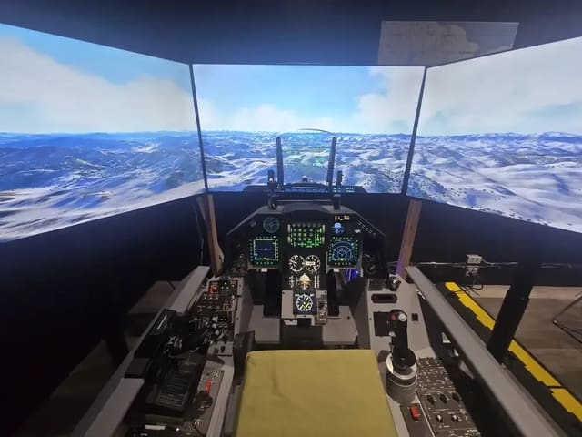 صورة من Altitude Flight Simulation، ٢ من ٢