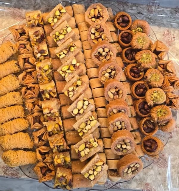 صورة من Pâtisserie Kol Chkor، ١ من ٣