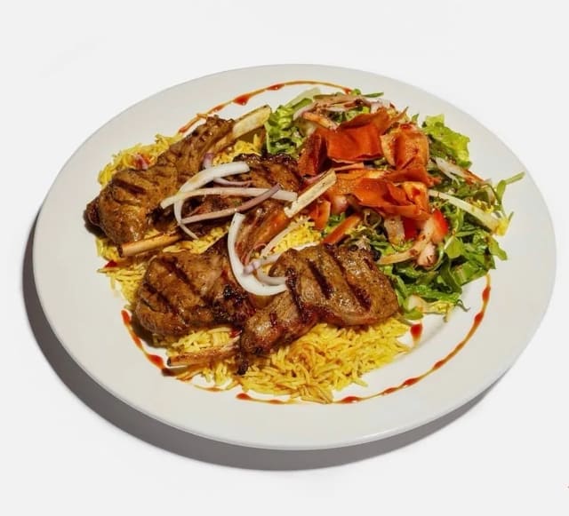 صورة من Fattoush Grill & Bakery، ١ من ٦