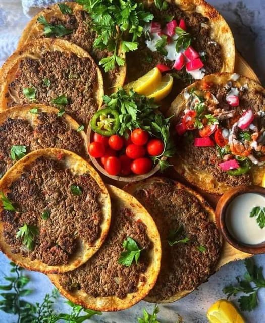 صورة من منقوشة هاوس، ٣ من ٣