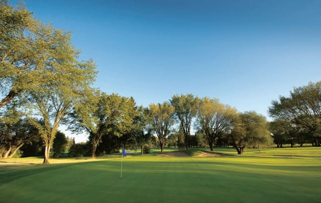صورة من Holiday Park Golf Course: جولة غولف في الهواء الطلق، ١ من ١
