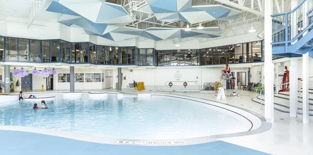 صورة من Trico Centre Wave Pool: مسبح أمواج وزحليقة، ١ من ١