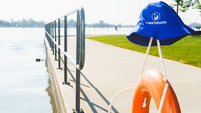 صورة من Anniversary Park and Beach: شاطئ وممشى على البحيرة، ٢ من ٢