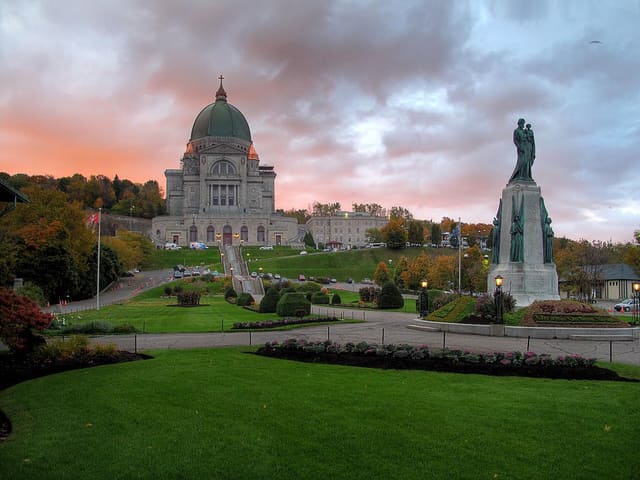صورة من Oratoire Saint-Joseph: قبة على منحدر Mont Royal بدخول مجاني، ١ من ٢٤