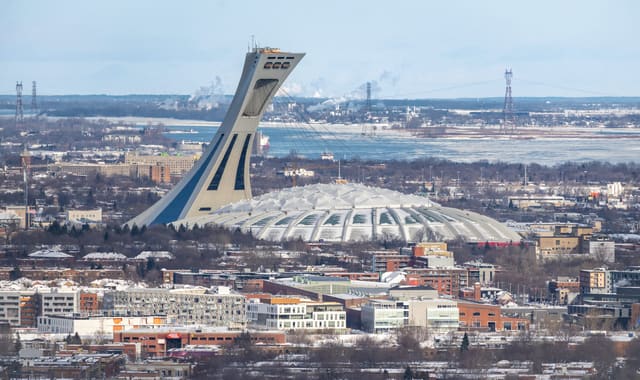 صورة من Parc olympique: ساحات الملعب الأولمبي ومسار Morgan، ٦ من ١٨