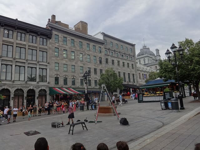 صورة من Place Jacques-Cartier: استراحة في مونتريال القديمة، ٦ من ١٧