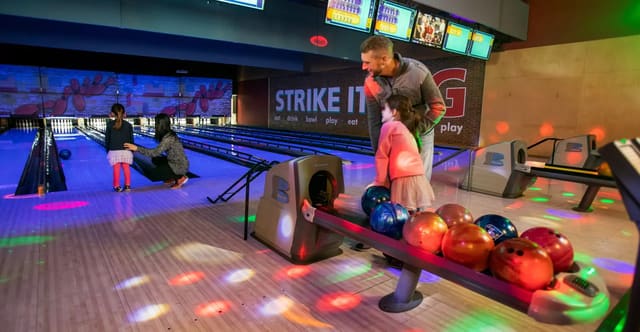 صورة من Splitsville Burlington: بولينغ وألعاب إلكترونية، ١ من ١