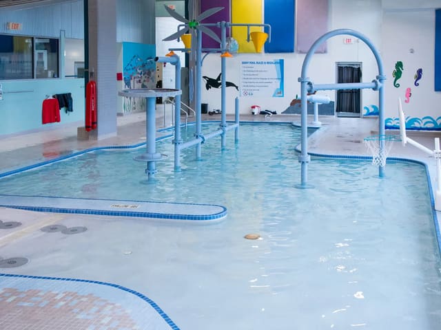 صورة من Strathmore Aquatic Centre: مسبح وزحليقة للأطفال، ٦ من ١٠