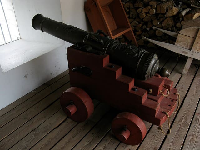 صورة من Fort Chambly: قلعة وتاريخ على نهر Richelieu، ٧ من ٢٢