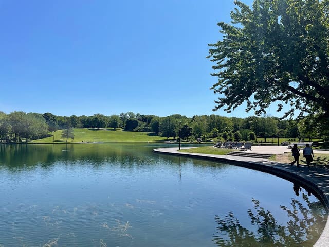 صورة من Lac aux Castors: نزهة حول البحيرة، ٦ من ٢٣