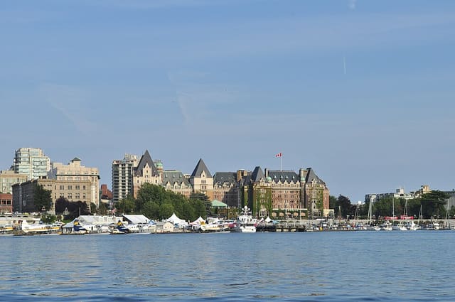 صورة من Inner Harbour: نزهة على Lower Causeway، ٨ من ١٣