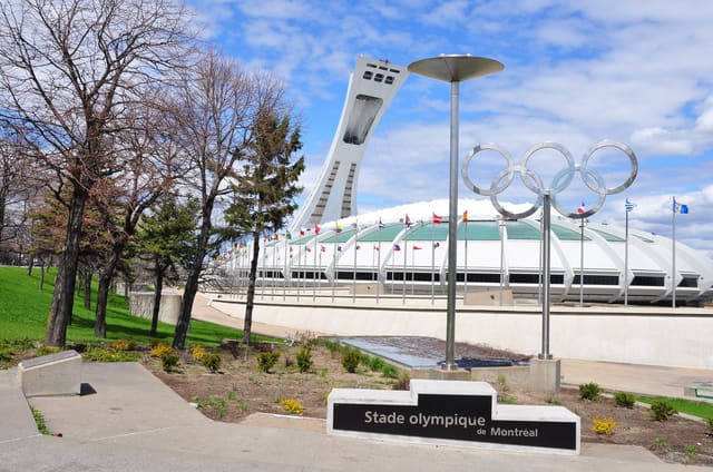 صورة من Parc olympique: ساحات الملعب الأولمبي ومسار Morgan، ٥ من ١٨