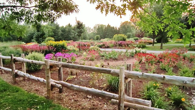 صورة من Centre de la Nature: مسارات مشي وحدائق ومناطق لعب، ٨ من ١٥