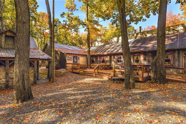 صورة من Sucrerie de la Montagne: كوخ سكر تقليدي على جبل Rigaud، ٣ من ١٨