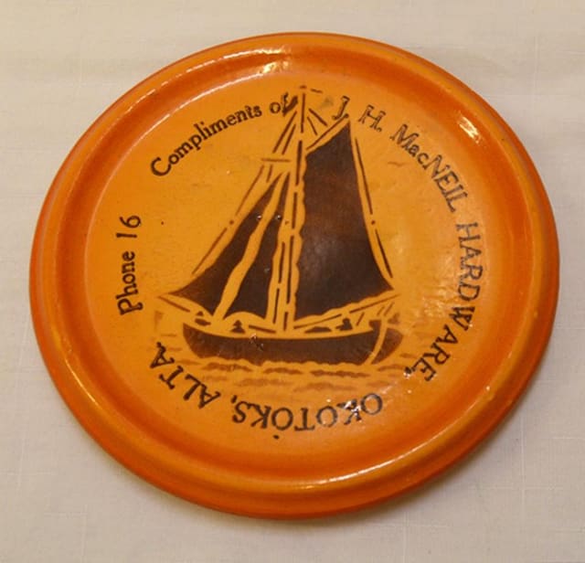 صورة من Okotoks Museum and Archives: تاريخ البلدة في منزل قديم، ٢ من ٥