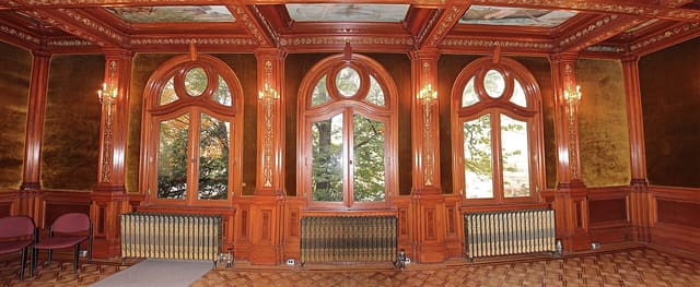 صورة من Château Dufresne: قصر تاريخي وزخارف داخلية، ٢ من ١٥
