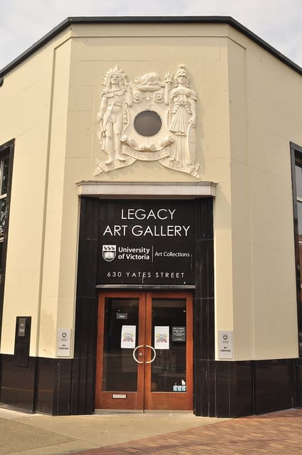 صورة من Legacy Art Gallery: فنون كندية وعالمية في وسط Victoria، ٢ من ٢