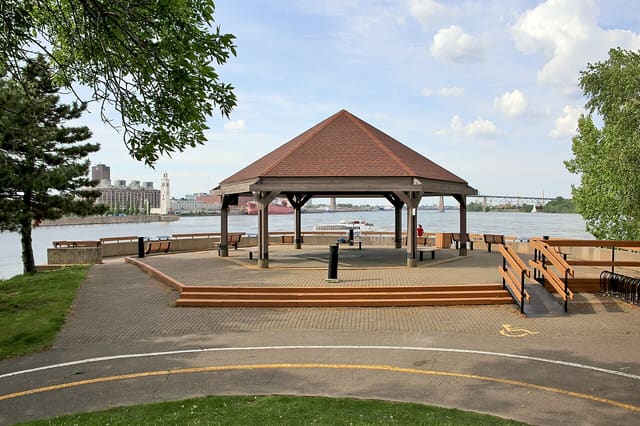 صورة من Parc de Dieppe: إطلالة على الميناء ووسط المدينة، ٤ من ١٥