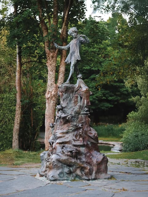 صورة من Bowring Park: بركة البط وممرات بين الأشجار، ١ من ١