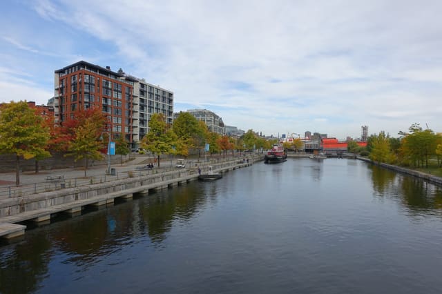 صورة من Canal de Lachine: المشي وركوب الدراجة على ضفاف القناة، ٧ من ١٨