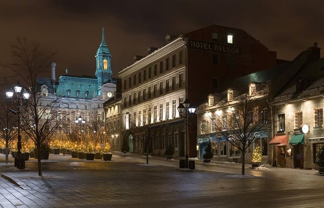 صورة من Place Jacques-Cartier: استراحة في مونتريال القديمة، ٣ من ١٧
