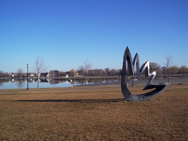 صورة من Parc René-Lévesque: منحوتات وإطلالات على الماء، ٧ من ٢٥