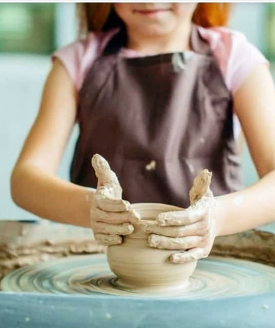صورة من Play with Clay: تلوين الخزف وتشكيله، ٧ من ٨