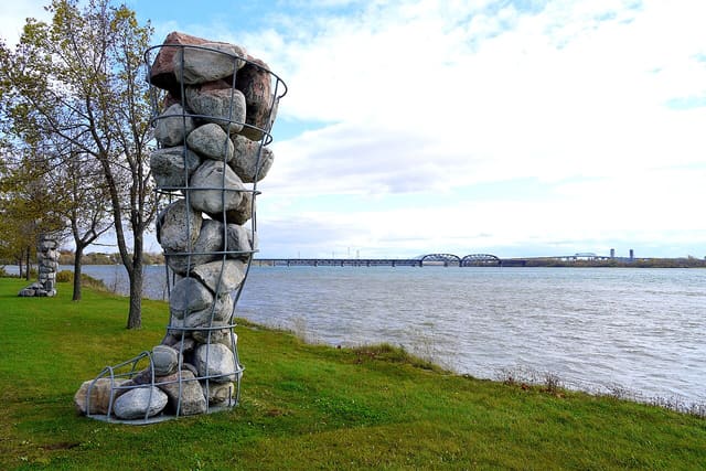 صورة من Parc René-Lévesque: منحوتات وإطلالات على الماء، ٢ من ٢٥