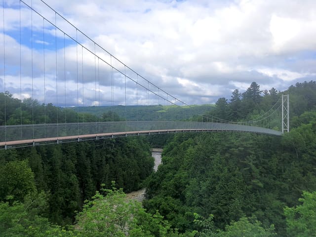 صورة من Gorge de Coaticook: جسر معلق ومسارات مشي، ١ من ١٥