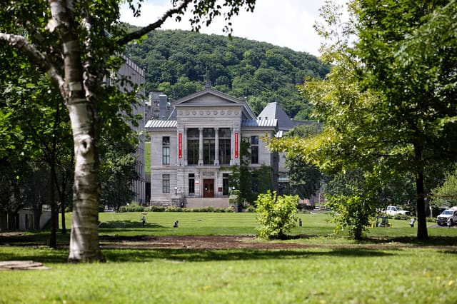 صورة من Musée Redpath: التاريخ الطبيعي في حرم McGill، ١ من ١٥
