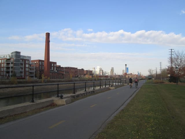 صورة من Canal de Lachine: المشي وركوب الدراجة على ضفاف القناة، ٦ من ١٨