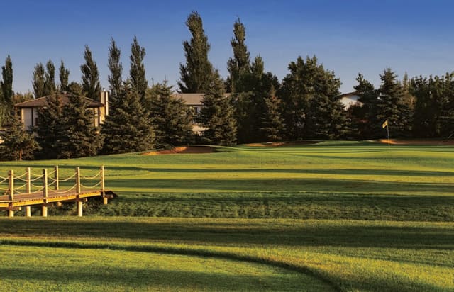 صورة من Silverwood Golf Course: جولة غولف في الهواء الطلق، ١ من ١