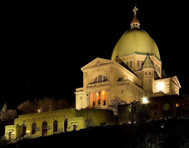 صورة من Oratoire Saint-Joseph: قبة على منحدر Mont Royal بدخول مجاني، ٤ من ٢٤