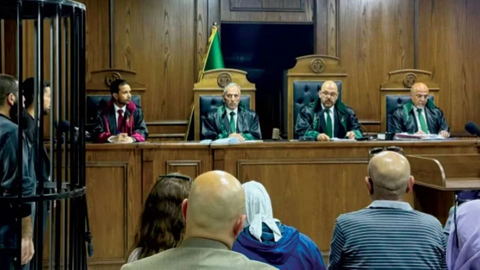 الإعدام لمخبر سابق بعد إدانته بجرائم عدة