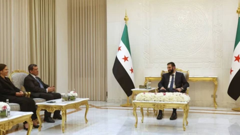 ترحيب عربي ودولي واسع بحل "قسد" واندماجها في مؤسسات الدولة السورية