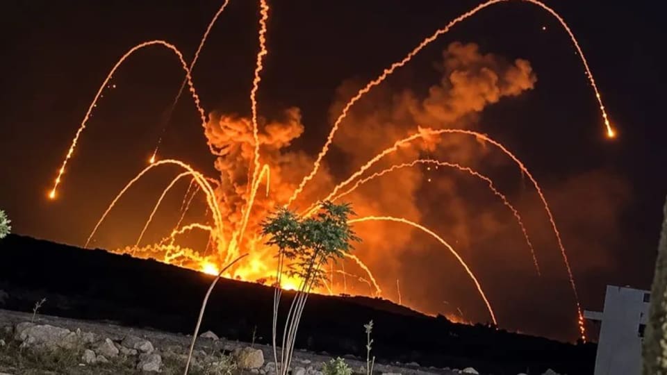 استمرار خطر الانفجارات الثانوية في محيط مستودع الذخيرة جنوبي حلب وتحذيرات للأهالي