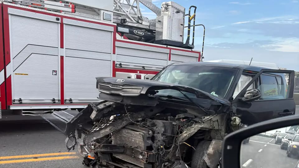 حادث متعدد المركبات على جسر جاك كارتييه يتسبب في ازدحام كبير