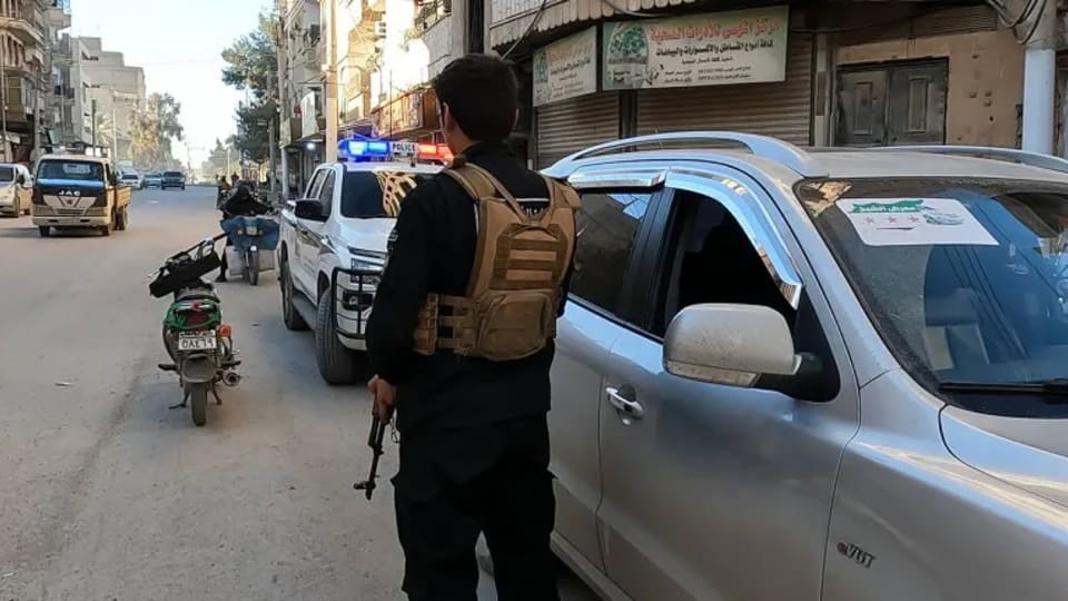 تفكيك شبكة لاستغلال الأطفال في التسول في الرقة وضبط متزعمها