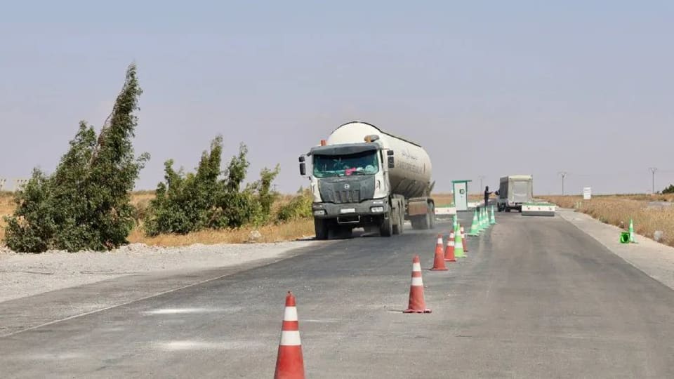 حركة تجارية نشطة على طريق دمشق والسويداء